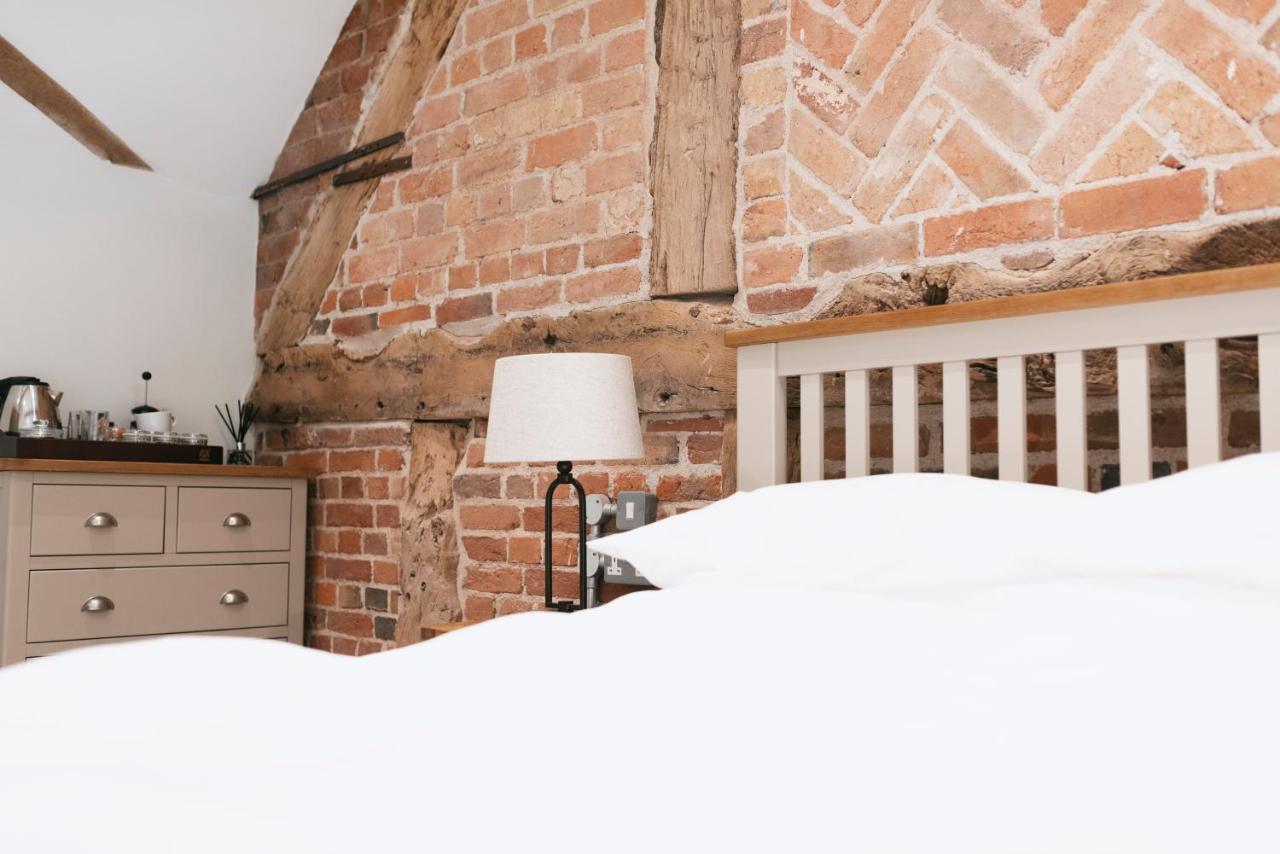Tuppenhurst Barn Bed & Breakfast Rugeley